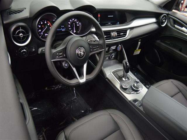 2018 Alfa Romeo Stelvio 